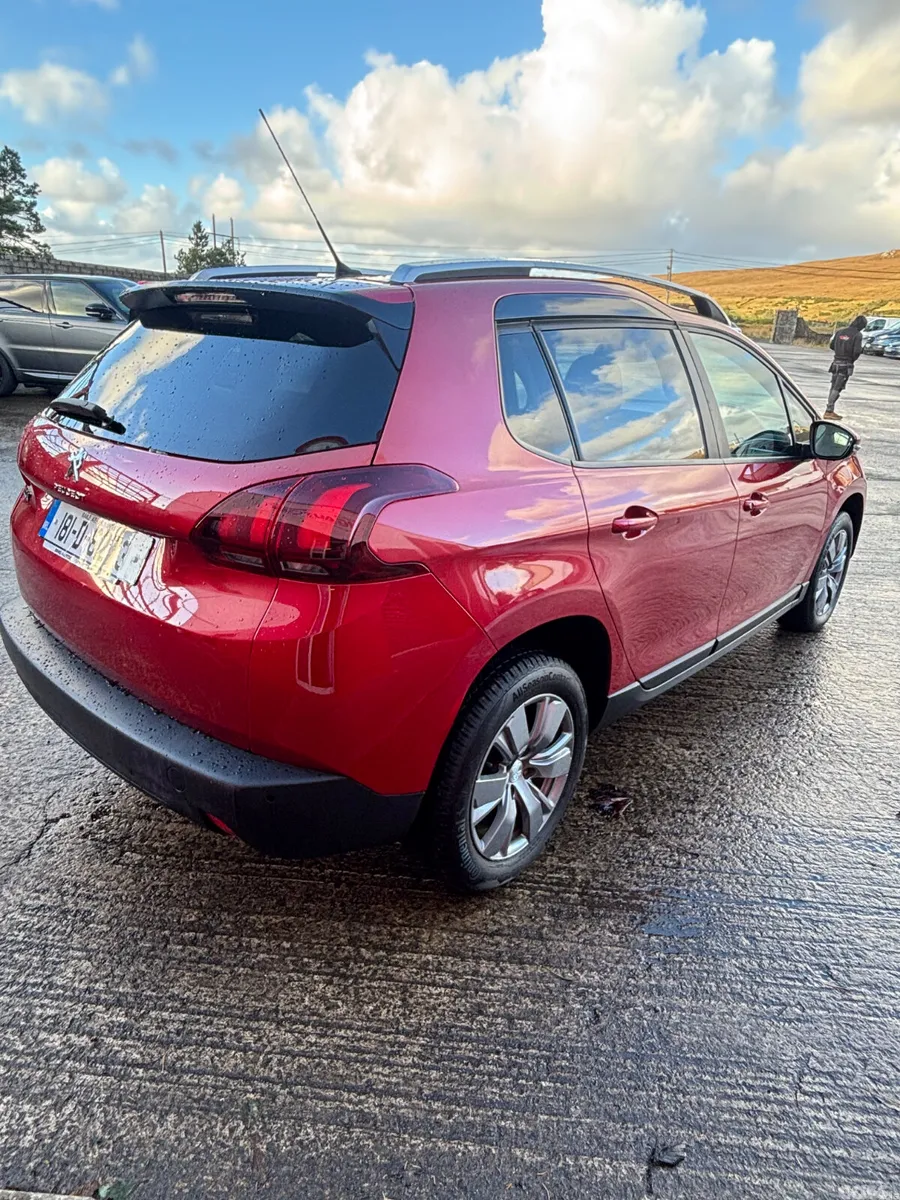 Peugeot 2008 Estate, Petrol, 2018, Red
