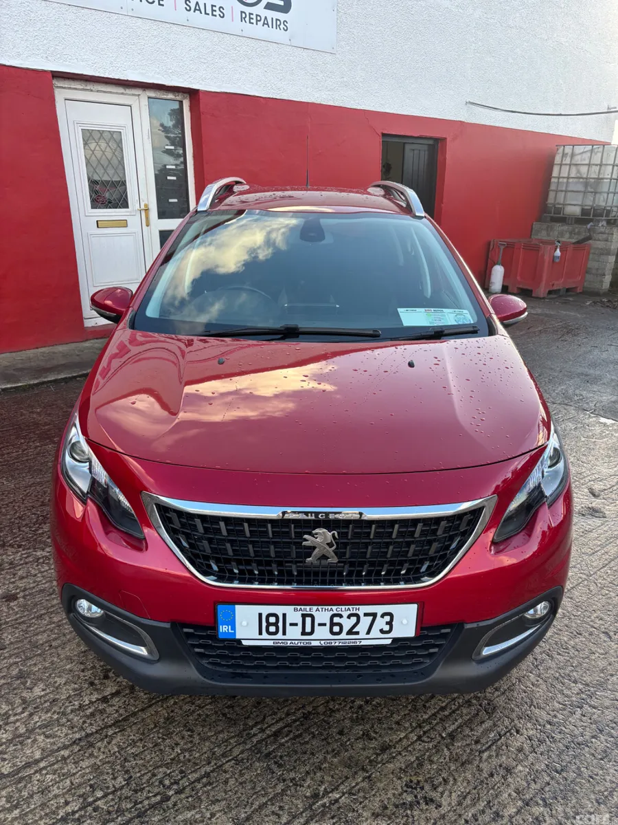 Peugeot 2008 Estate, Petrol, 2018, Red