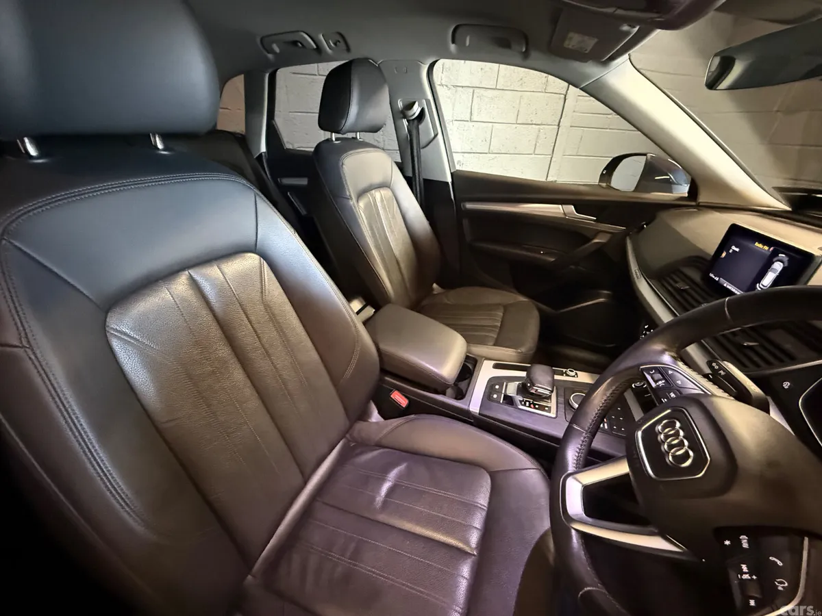 Audi Q5 SUV, Diesel, 2019, Blue