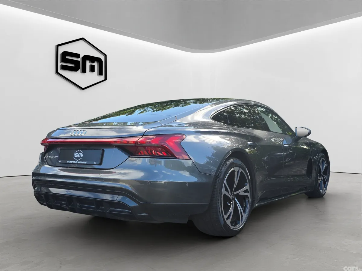 Audi e-tron GT quattro Coupe, Electric, 2022, Grey
