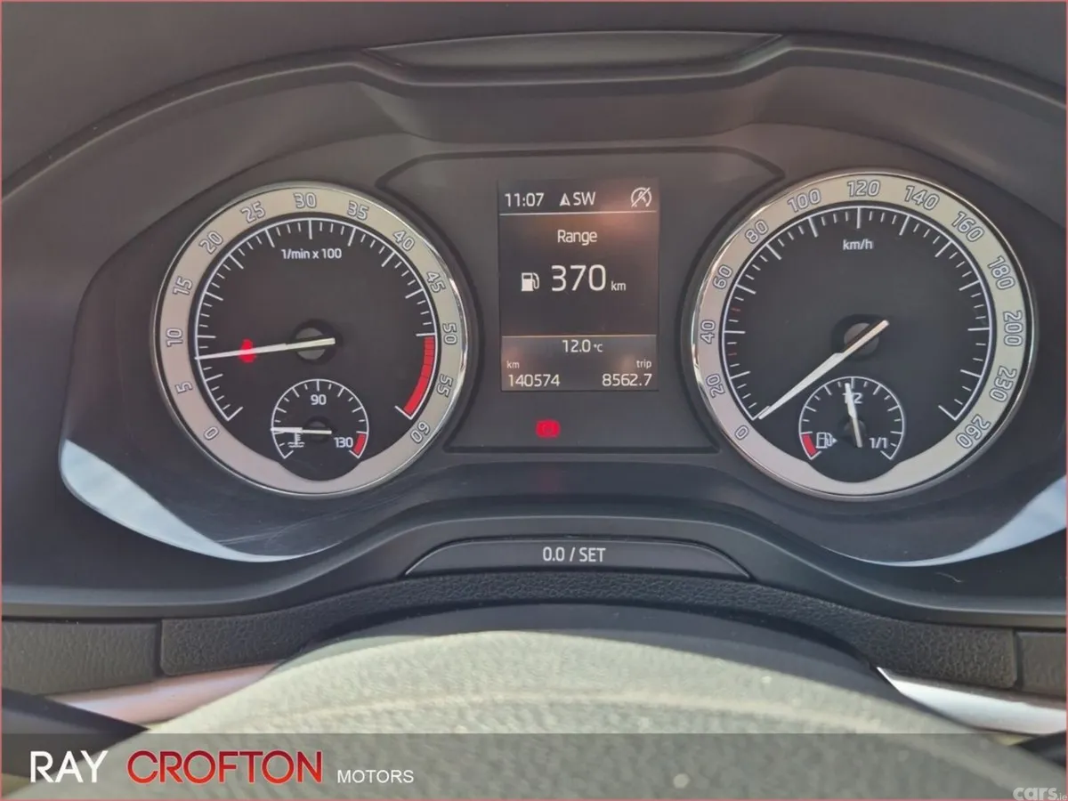 Skoda Karoq Estate, Diesel, 2019, Brown