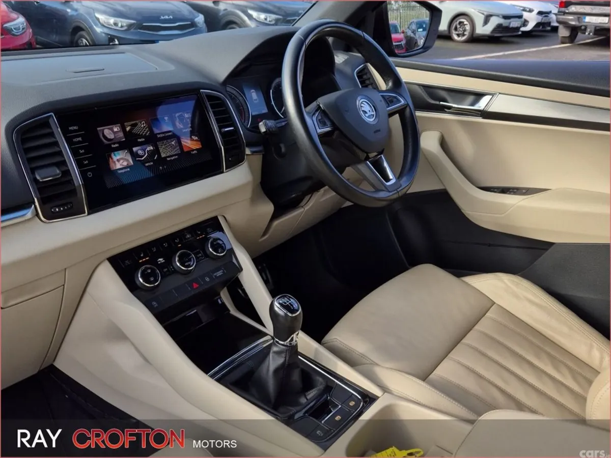 Skoda Karoq Estate, Diesel, 2019, Brown
