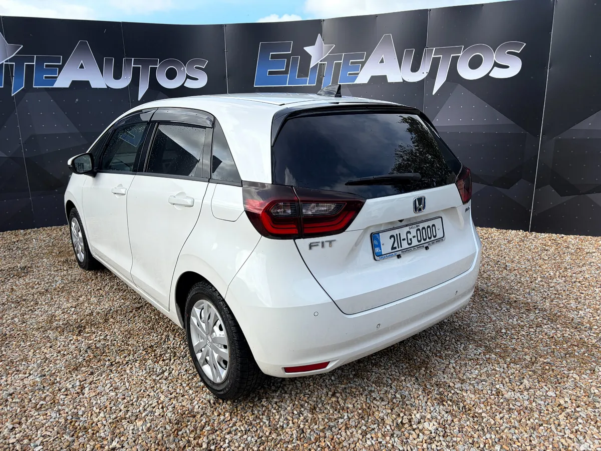 Honda Fit Hatchback, Petrol Hybrid, 2021, White