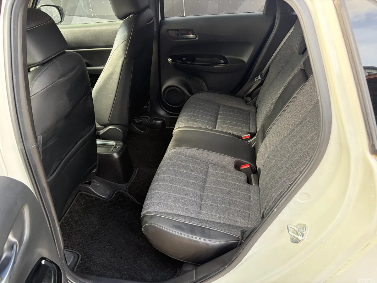 Honda Fit Hatchback, Petrol Hybrid, 2021, White
