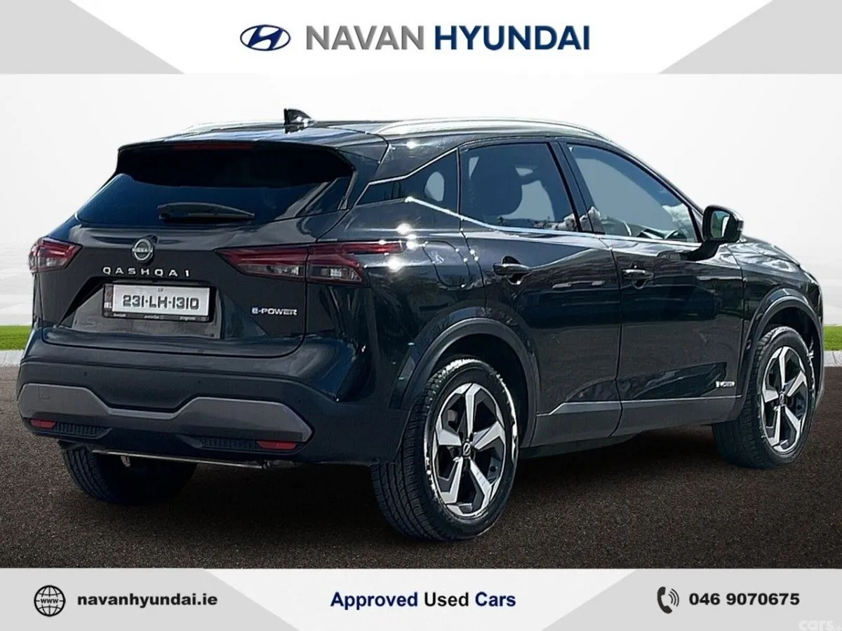Nissan Qashqai MPV, Petrol Hybrid, 2023, Black