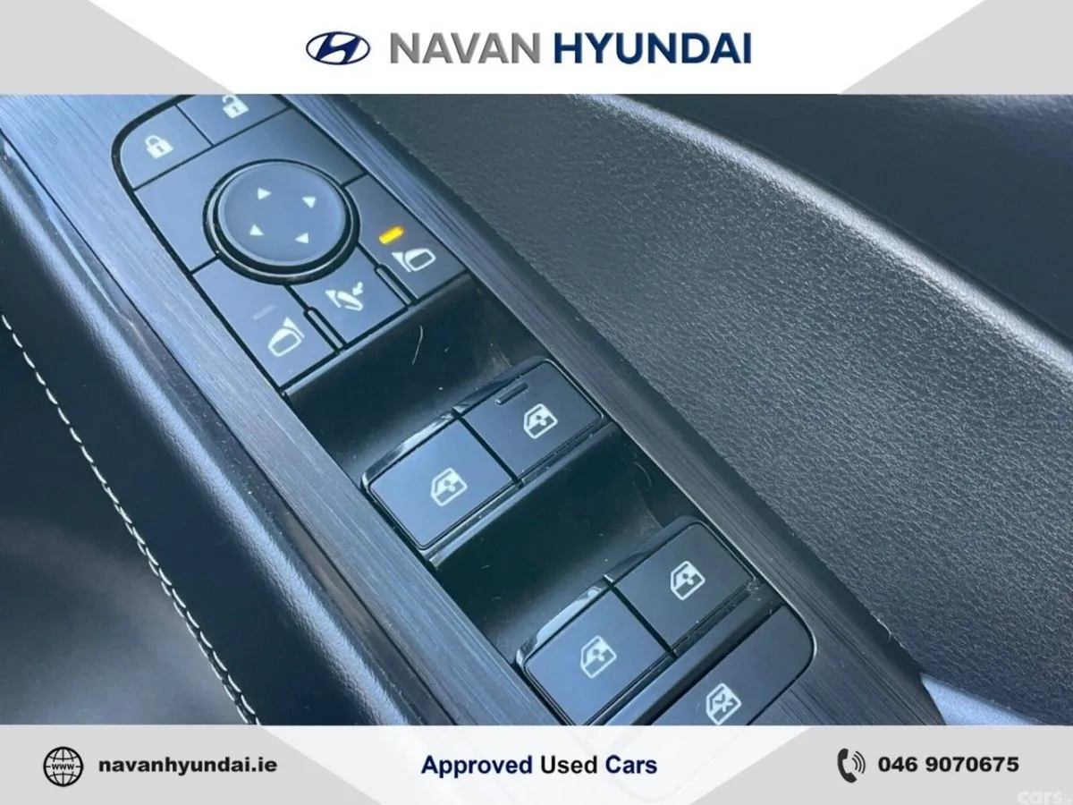 Nissan Qashqai MPV, Petrol Hybrid, 2023, Black
