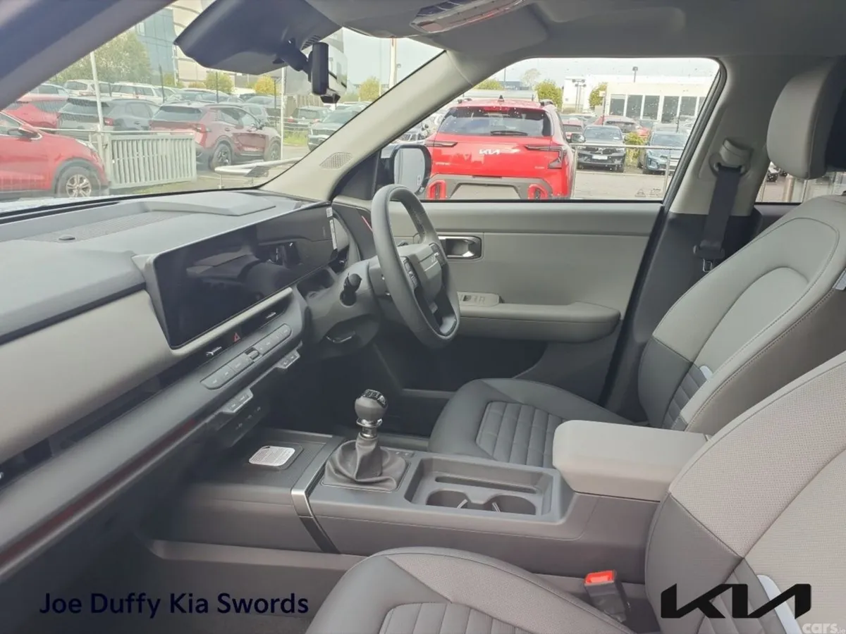 Kia Seltos MPV, Petrol, 2026, Blue