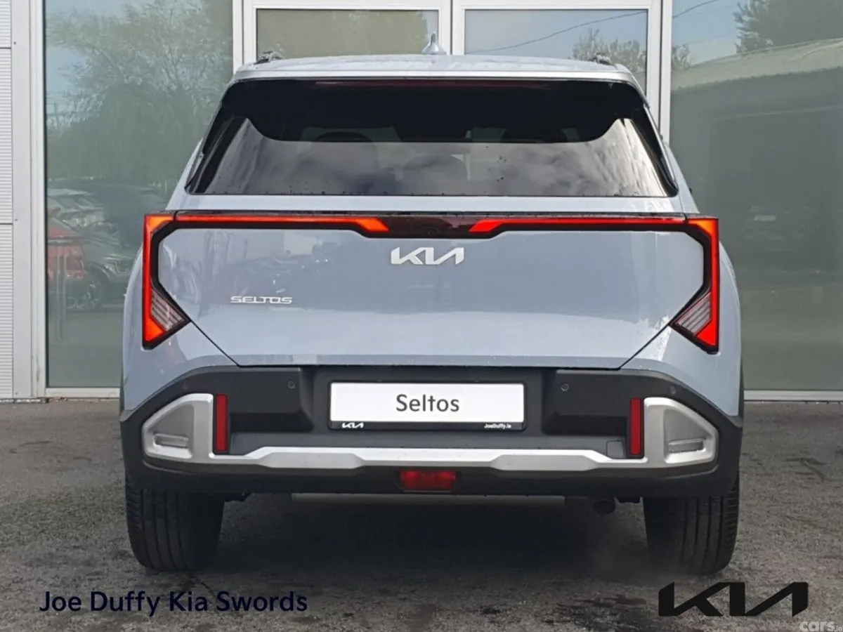 Kia Seltos MPV, Petrol, 2026, Blue