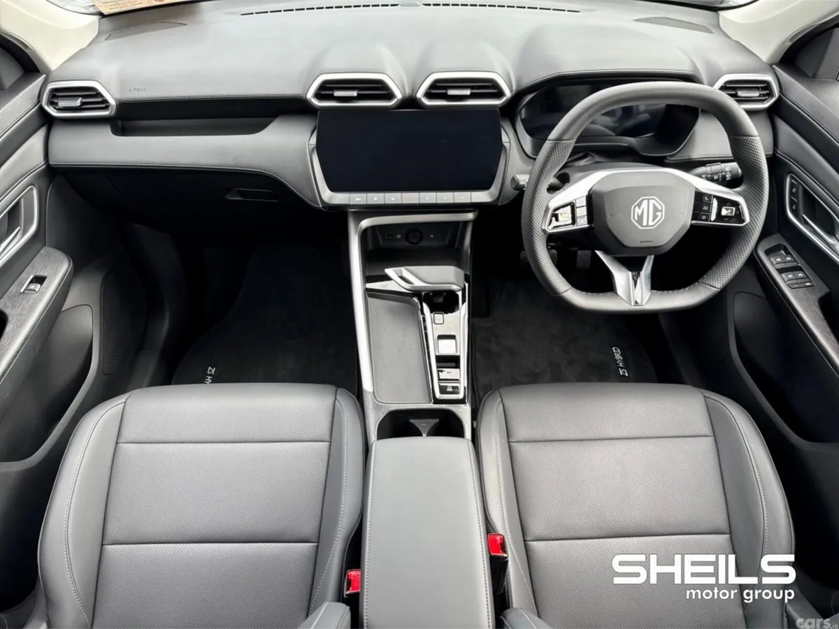 MG ZS Hatchback, Petrol Hybrid, 2026, Grey