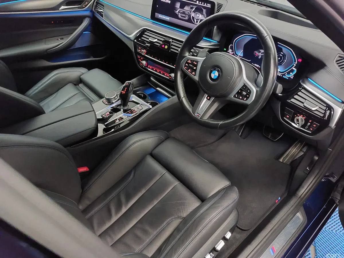 BMW 5-Series Saloon, Petrol Plug-in Hybrid, 2020, Blue
