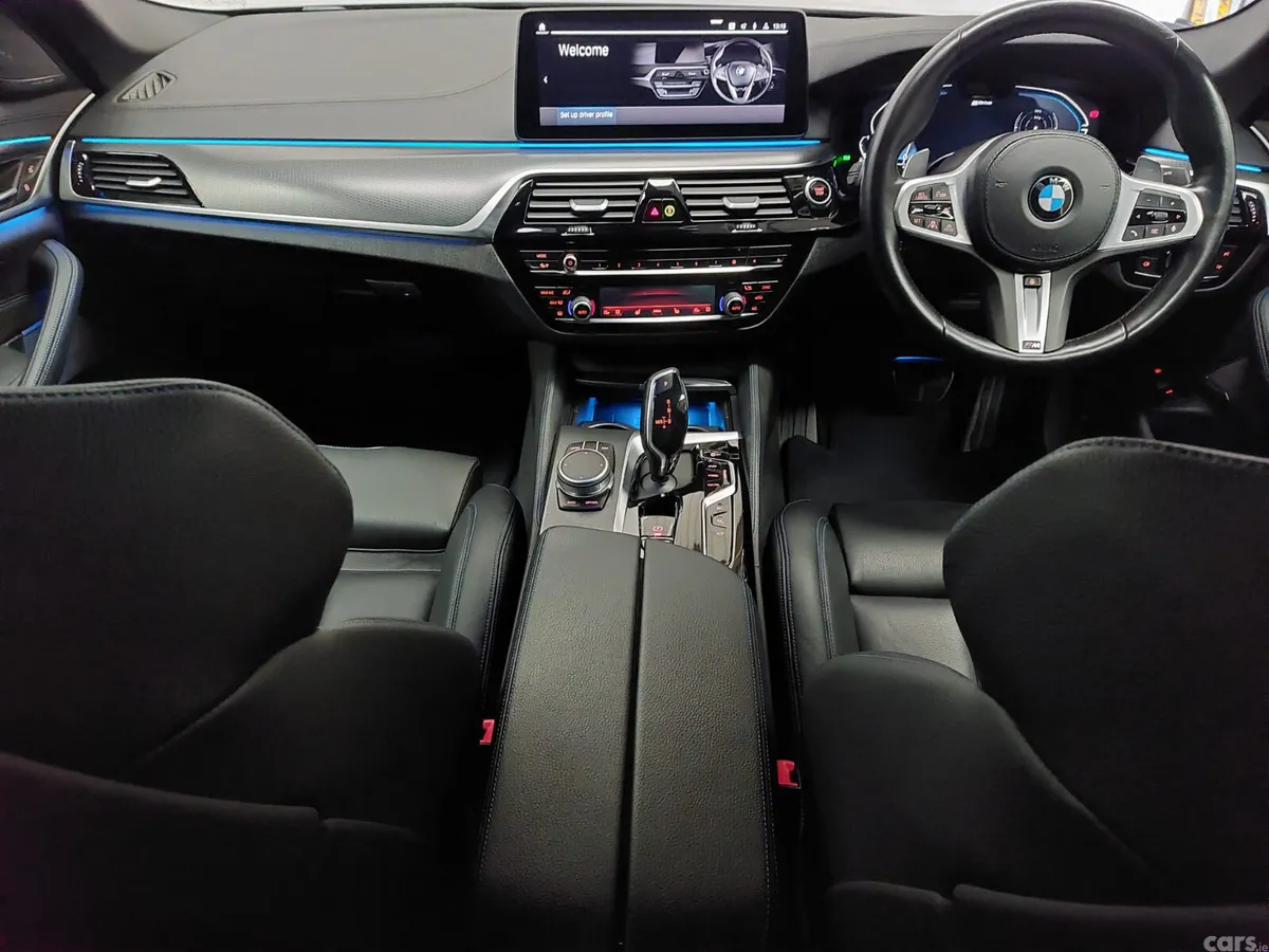 BMW 5-Series Saloon, Petrol Plug-in Hybrid, 2020, Blue