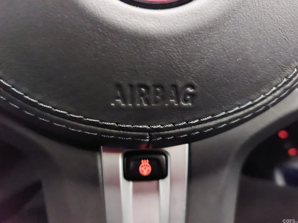 BMW 5-Series Saloon, Petrol Plug-in Hybrid, 2020, Blue