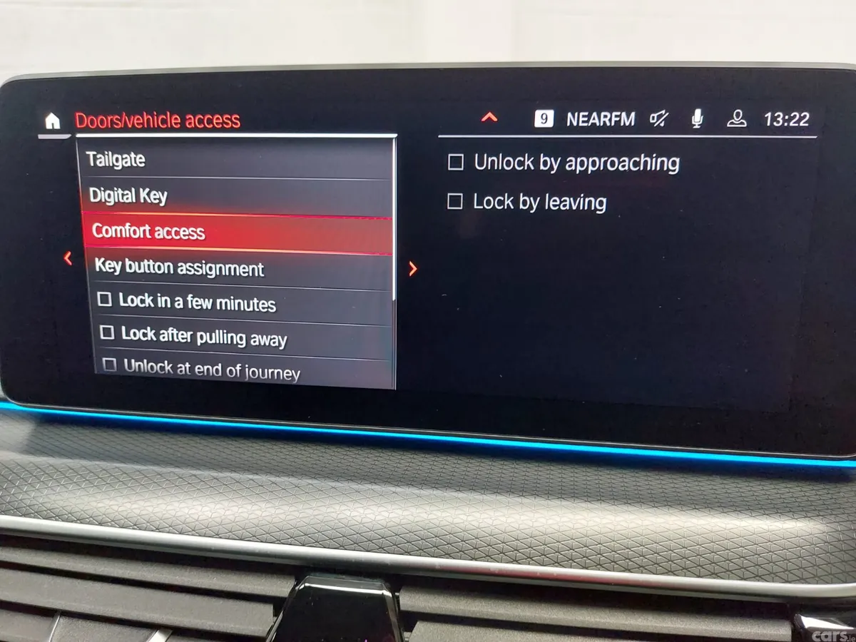 BMW 5-Series Saloon, Petrol Plug-in Hybrid, 2020, Blue
