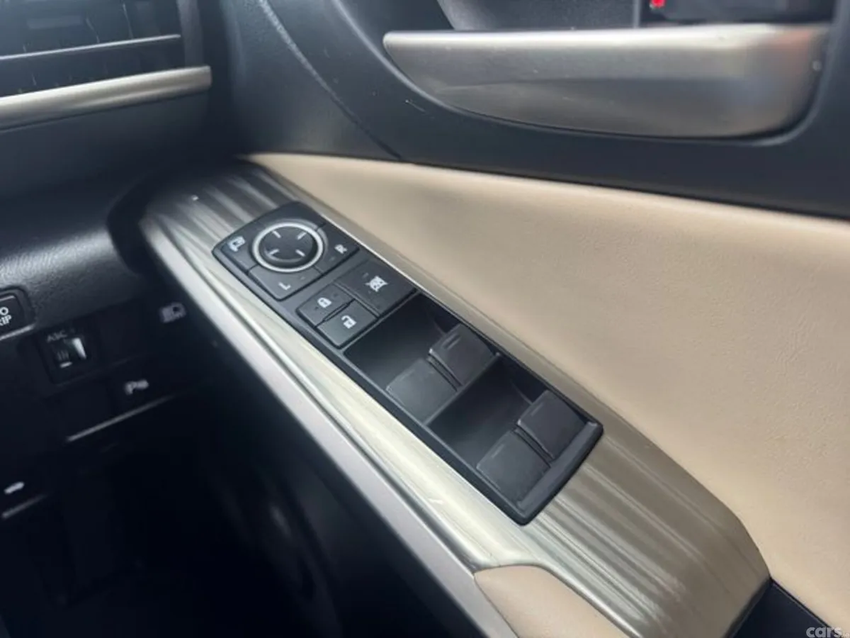 Lexus IS Saloon, Petrol Hybrid, 2019, Grey