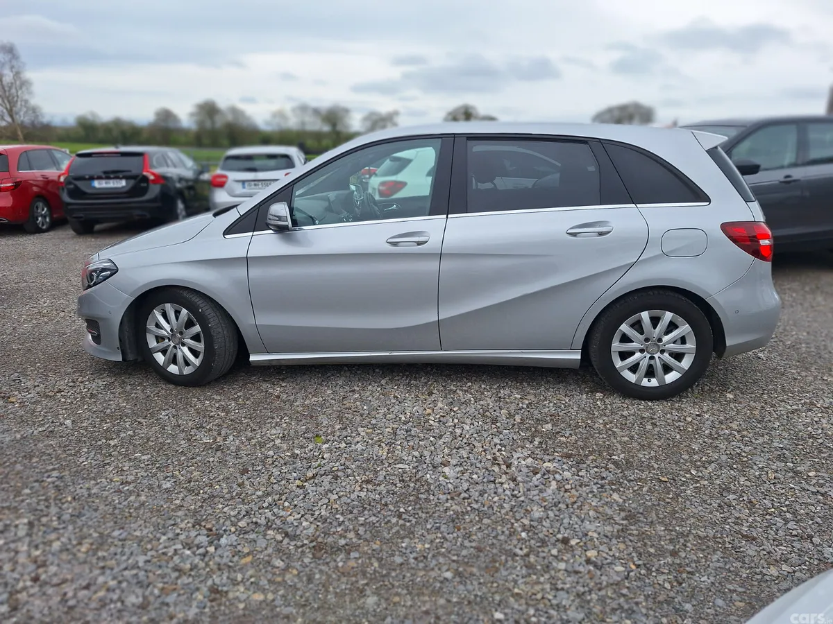 Mercedes-Benz B-Class Hatchback, Petrol, 2016, Silver