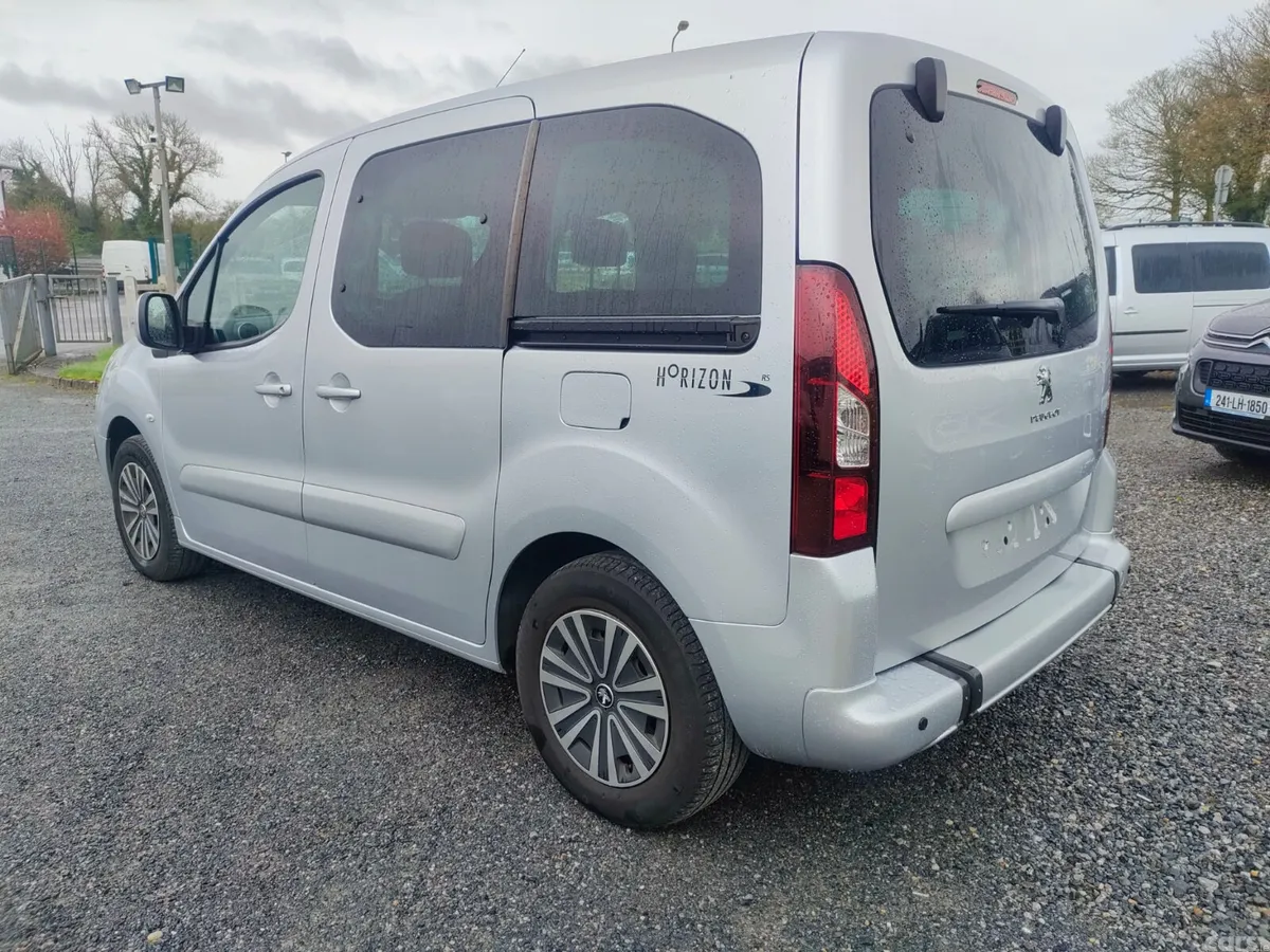 Peugeot Partner MPV, Diesel, 2018, Silver