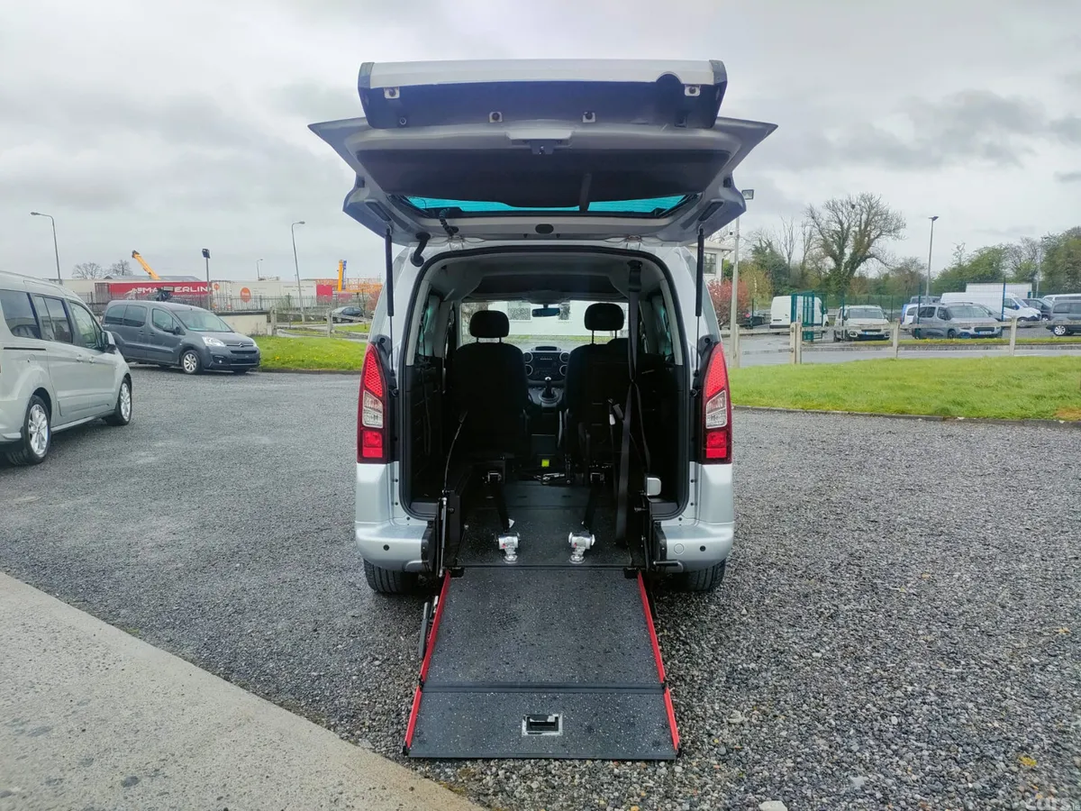 Peugeot Partner MPV, Diesel, 2018, Silver