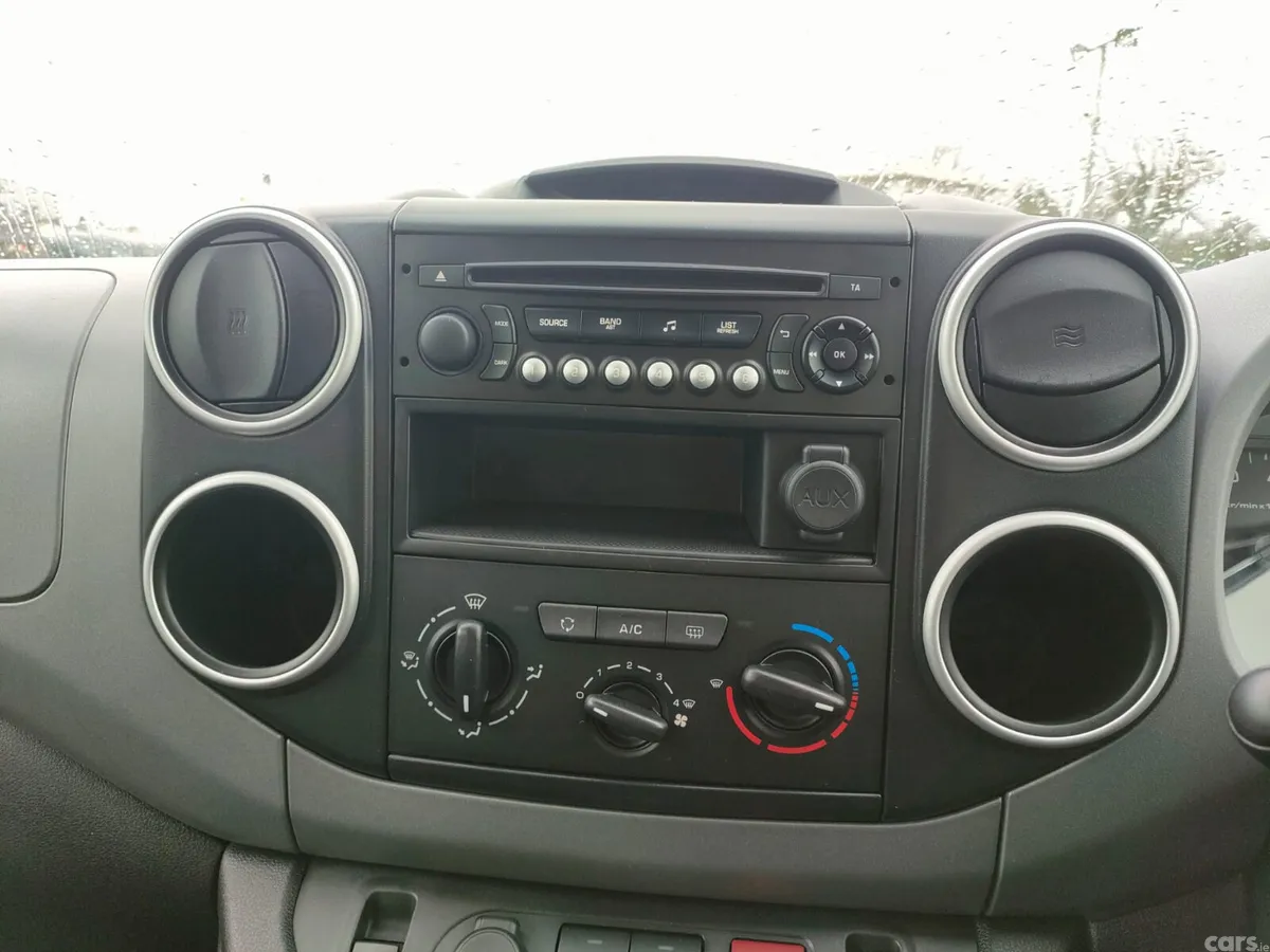 Peugeot Partner MPV, Diesel, 2018, Silver