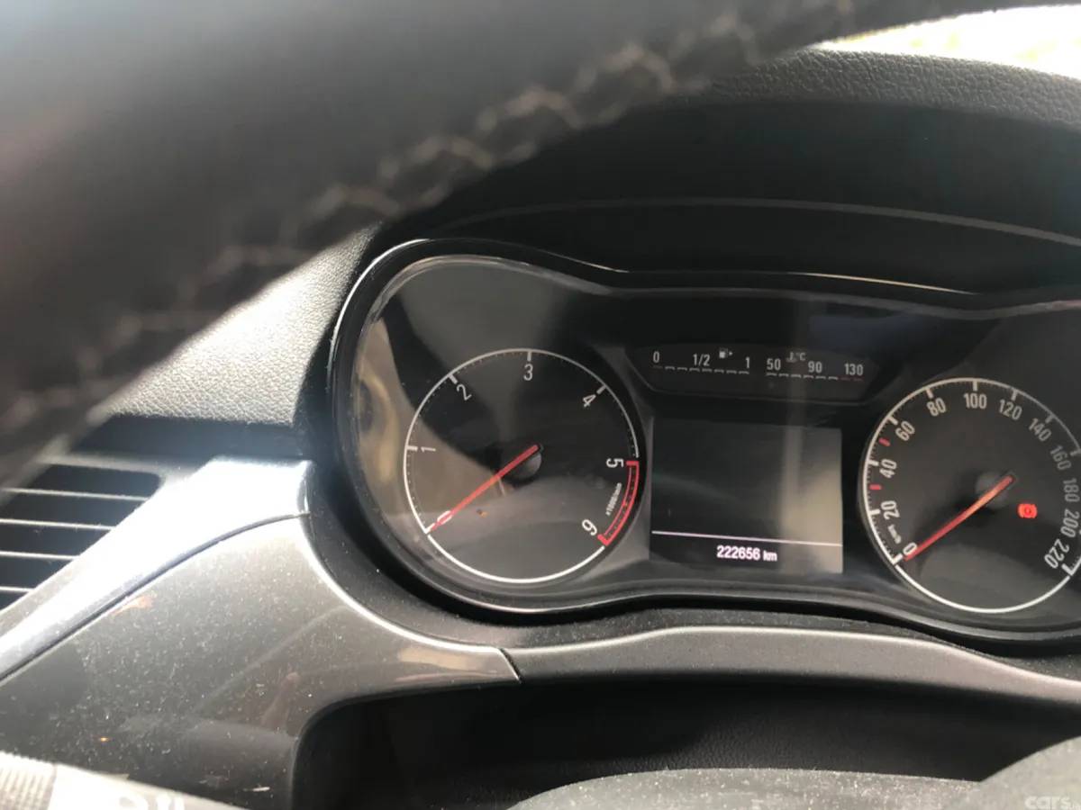 Opel Corsa Hatchback, Diesel, 2015, Grey
