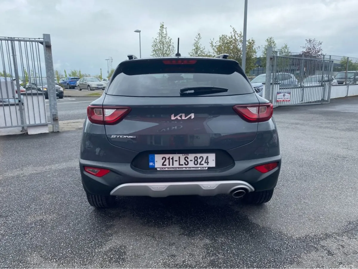 Kia Stonic Estate, Petrol, 2022, Grey