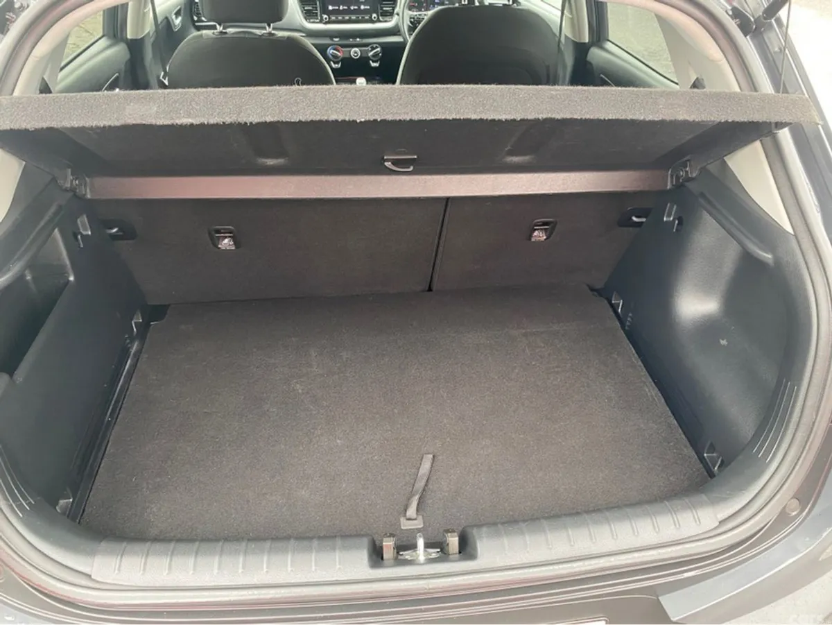 Kia Stonic Estate, Petrol, 2022, Grey
