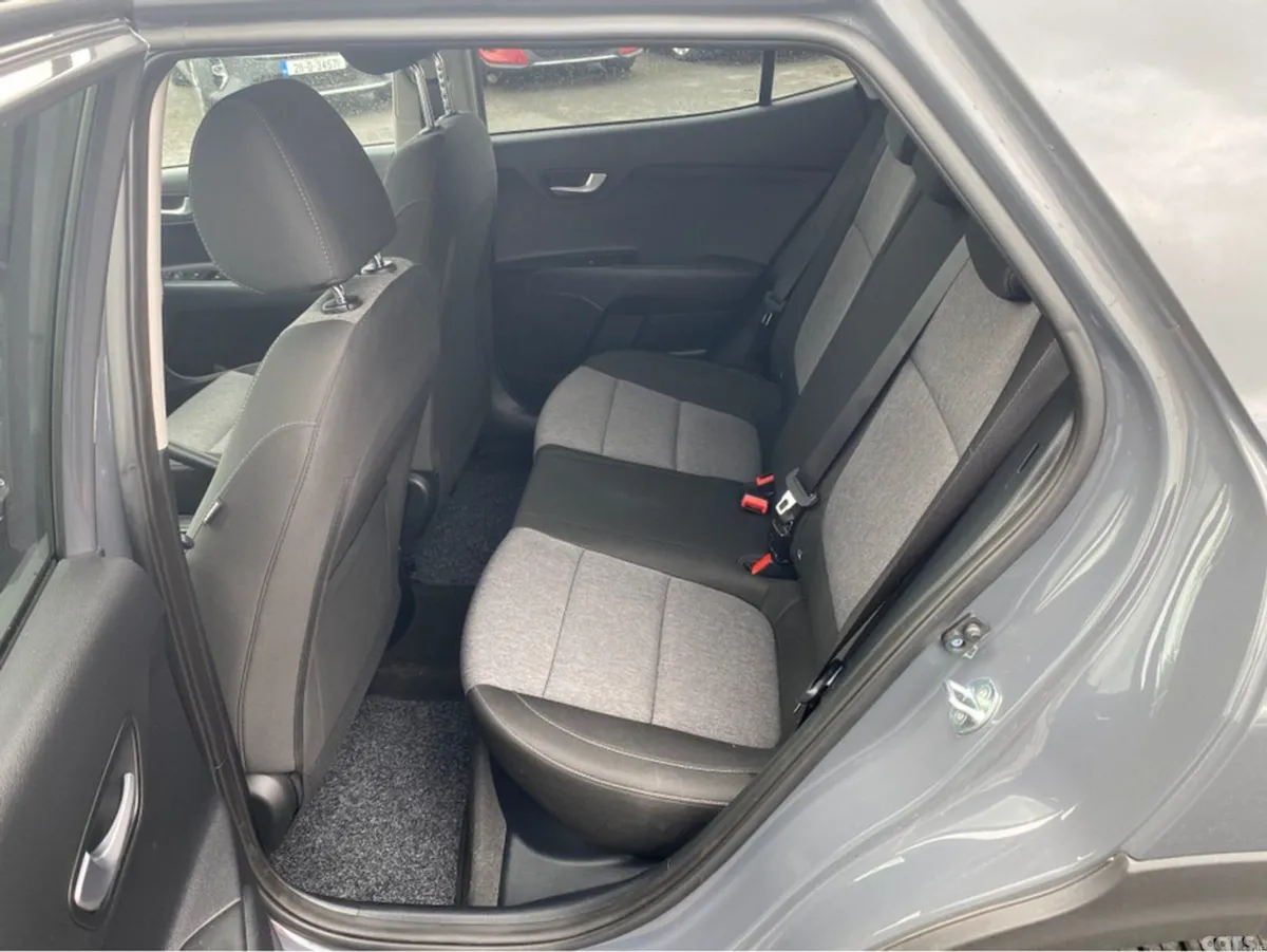Kia Stonic Estate, Petrol, 2022, Grey