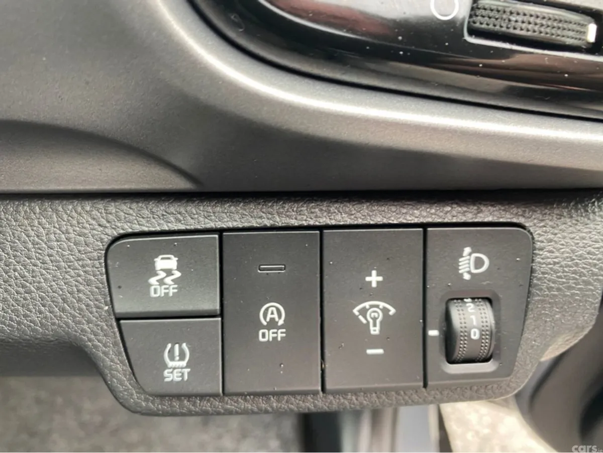 Kia Stonic Estate, Petrol, 2022, Grey