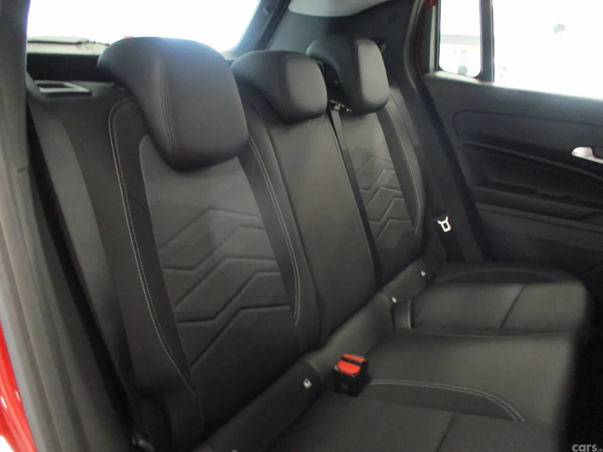Jeep Avenger SUV, Petrol, 2026, Red