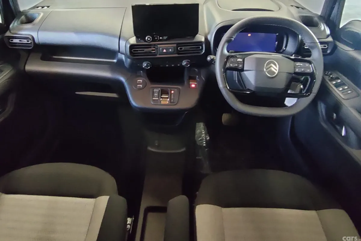 Citroen Berlingo MPV, Diesel, 2027, Black