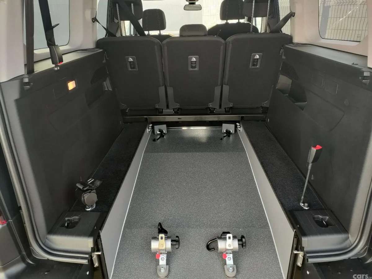 Citroen Berlingo MPV, Diesel, 2027, Black