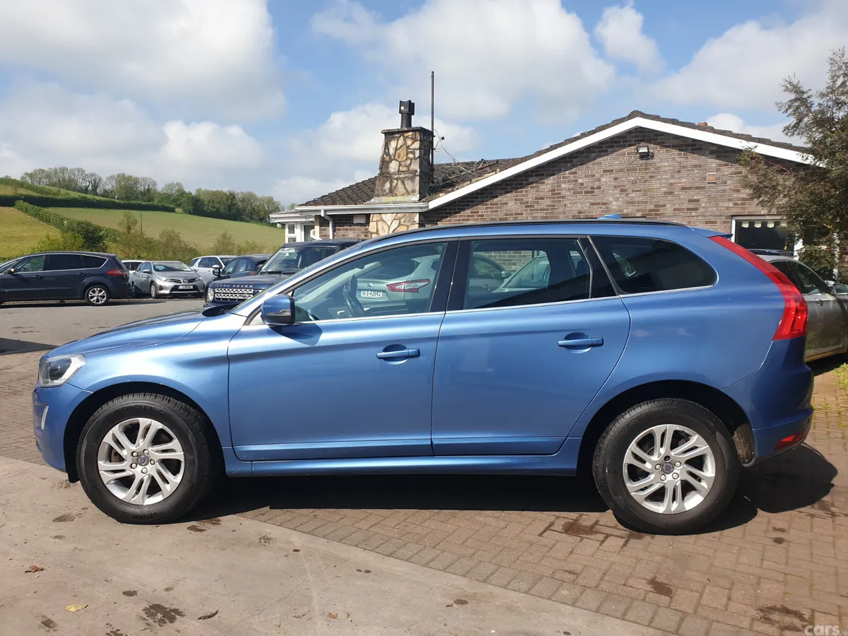 Volvo XC60 SUV, Diesel, 2016, Blue