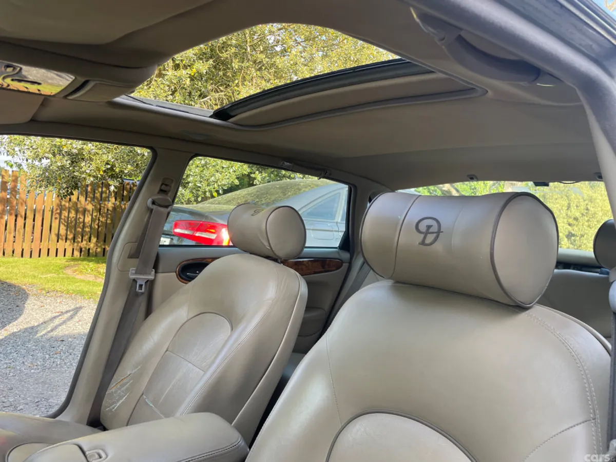 Daimler Other Saloon, Petrol, 1998, Gold