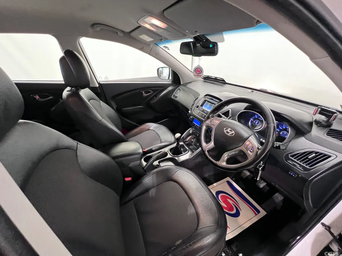 Hyundai ix35 SUV, Diesel, 2014, White