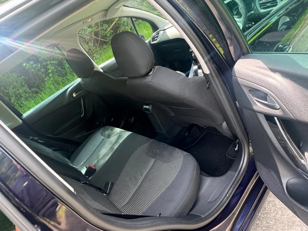 Citroen C3 Hatchback, Petrol, 2014, Navy