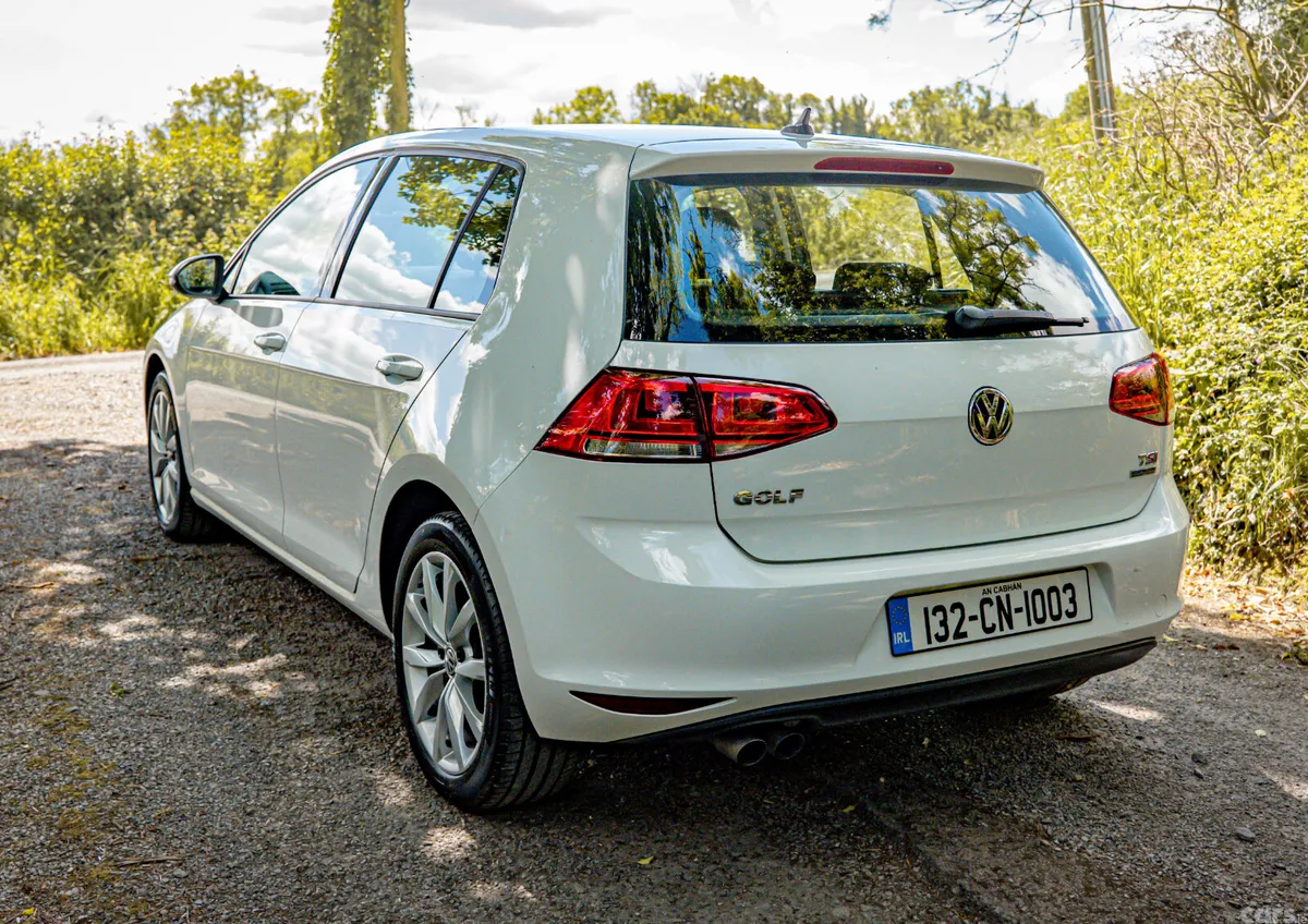 Volkswagen Golf Hatchback, Petrol, 2013, White