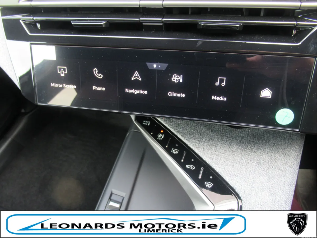 Peugeot 3008 SUV, Electric, 2026, Grey