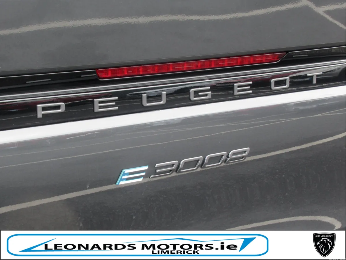 Peugeot 3008 SUV, Electric, 2026, Grey
