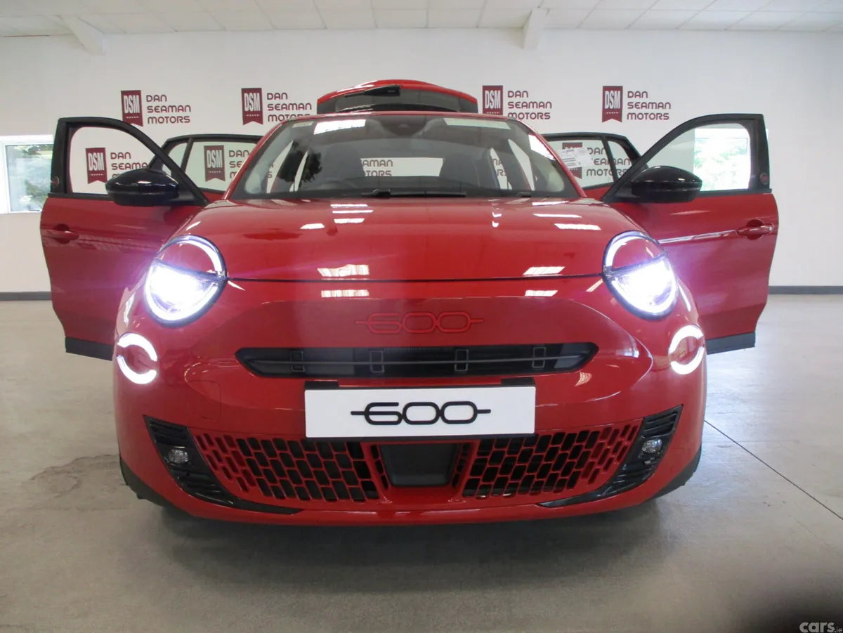Fiat 600 SUV, Petrol Hybrid, 2026, Red