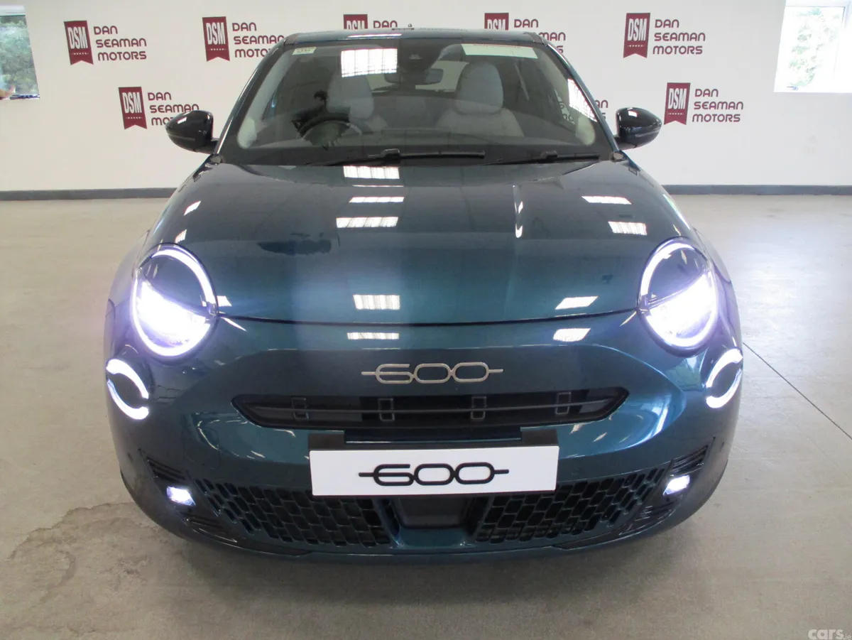 Fiat 600 SUV, Petrol Hybrid, 2026, Green