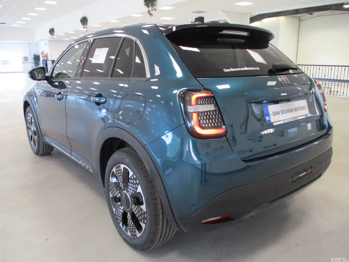 Fiat 600 SUV, Petrol Hybrid, 2026, Green