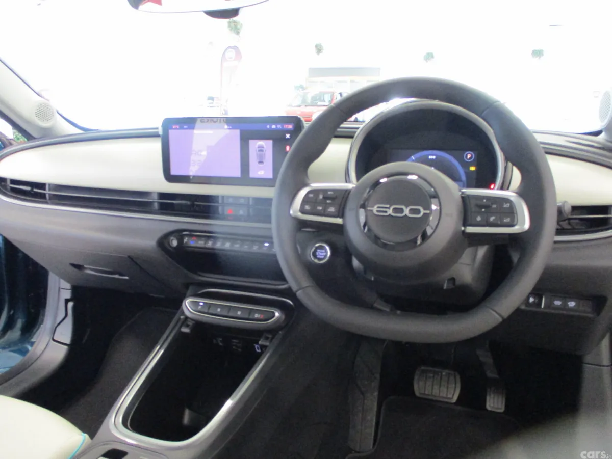 Fiat 600 SUV, Petrol Hybrid, 2026, Green