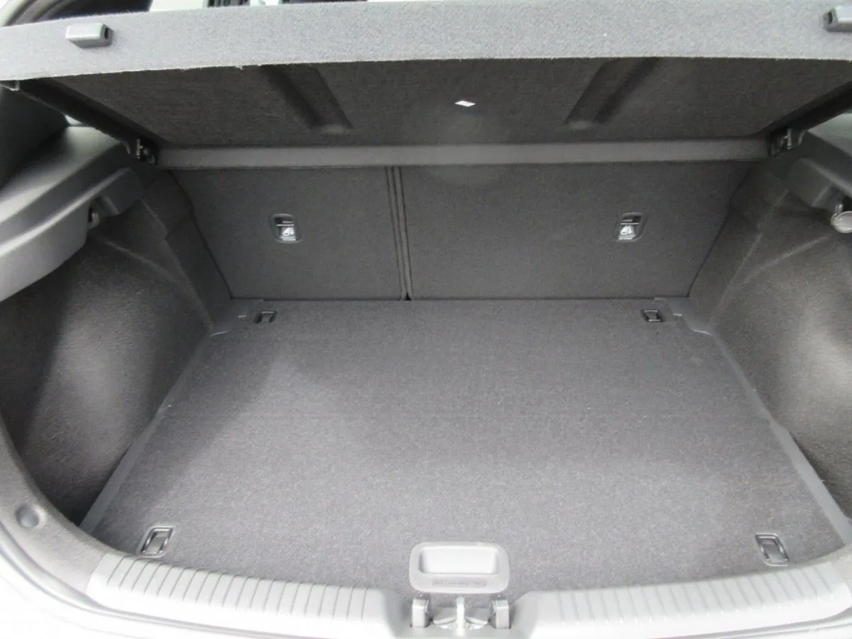 Hyundai i30 Hatchback, Petrol, 2026, Silver