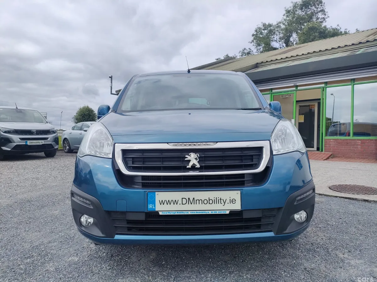 Peugeot Partner MPV, Diesel, 2017, Blue