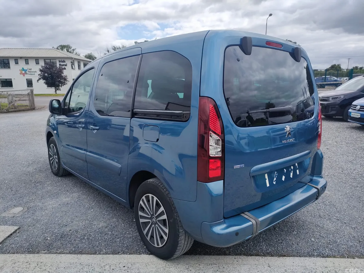 Peugeot Partner MPV, Diesel, 2017, Blue