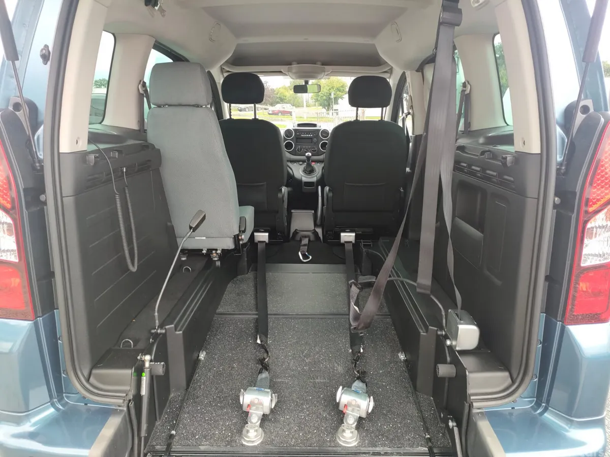 Peugeot Partner MPV, Diesel, 2017, Blue