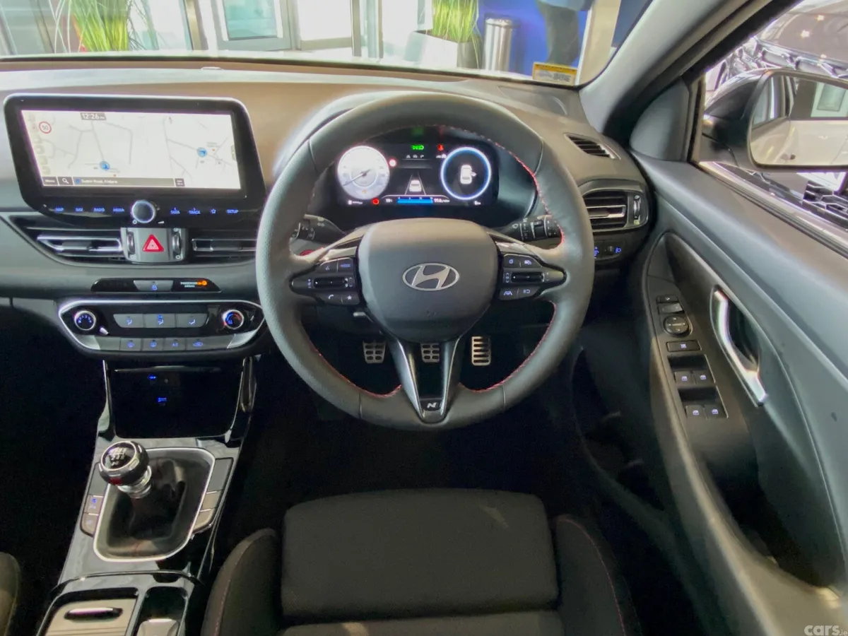 Hyundai i30 Hatchback, Petrol, 2027, White