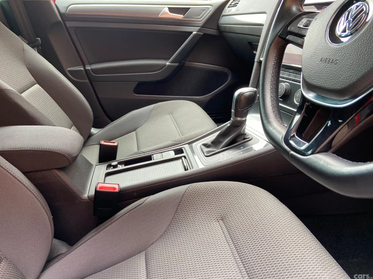 Volkswagen Golf Hatchback, Petrol, 2019, Red