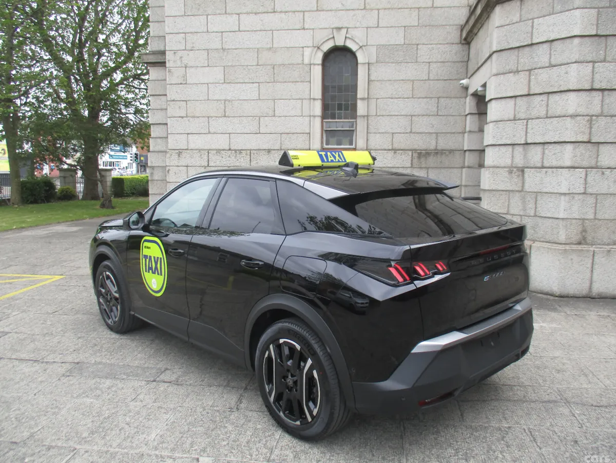 Peugeot 3008 SUV, Electric, 2026, Black