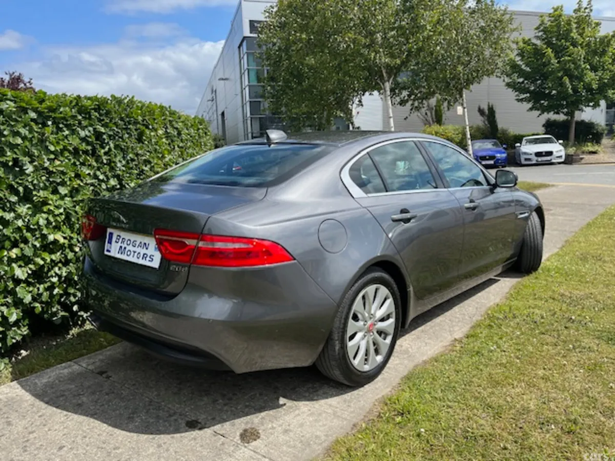 Jaguar XE Saloon, Diesel, 2016, Grey