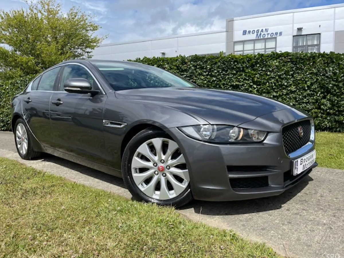 Jaguar XE Saloon, Diesel, 2016, Grey
